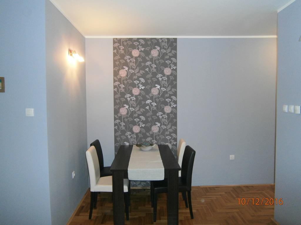 Apartment Azzuro Novi Sad Extérieur photo